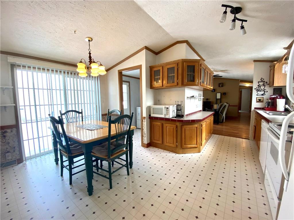 148 Ash Street Rochester, PA 15074 - Photo 6 of 20