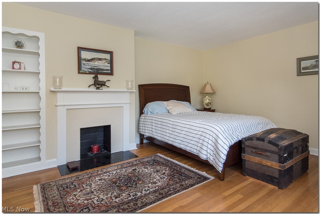 3366 Dorchester Road Cleveland, OH 44120 - Photo 15 of 30