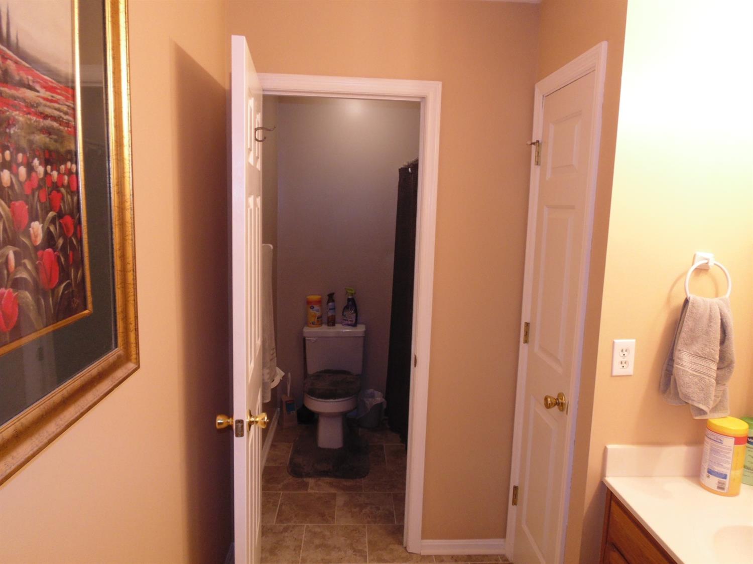 1758 Oberting Road Lawrenceburg, IN 47025 - Photo 10 of 26 Gallery Image 10