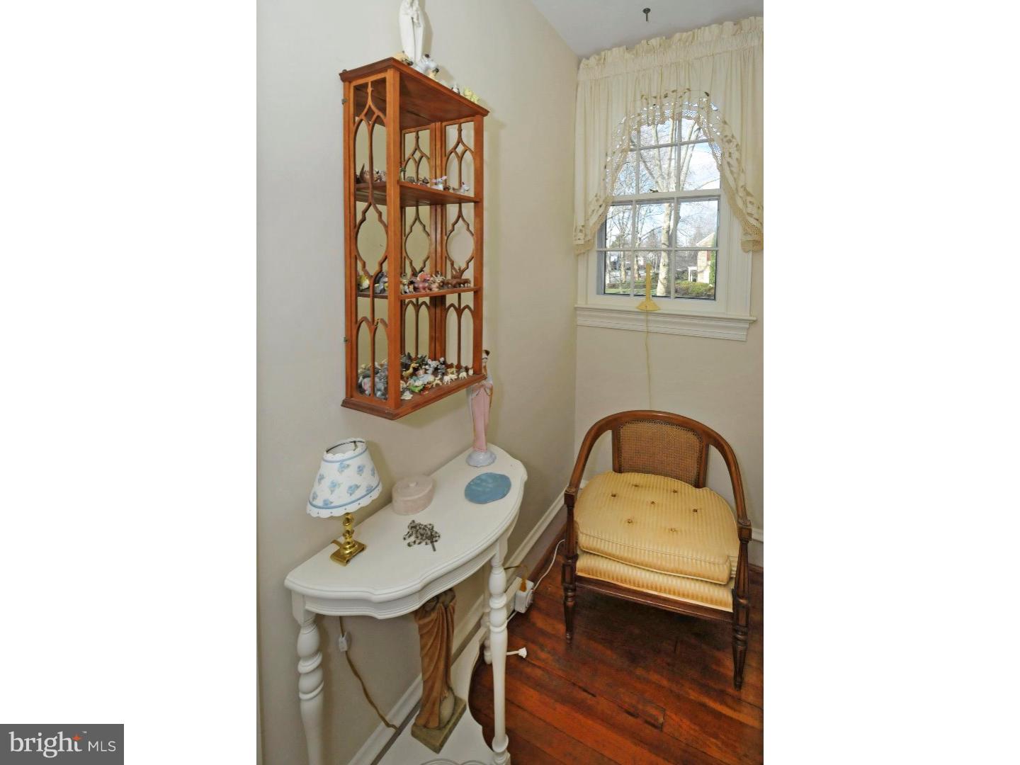 307 Fisher Road Jenkintown, PA 19046 - Photo 9 of 25 Gallery Image 9
