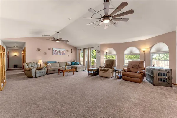 $669,900 | 14945 Caylor Lane, Red Bluff, CA 96080