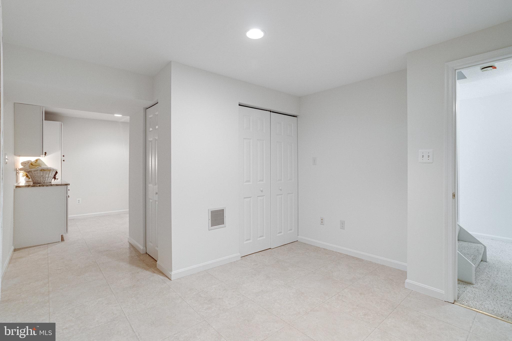 8325 Lindside Way Springfield, VA 22153 - Photo 46 of 63 Room for storage or seasonal items