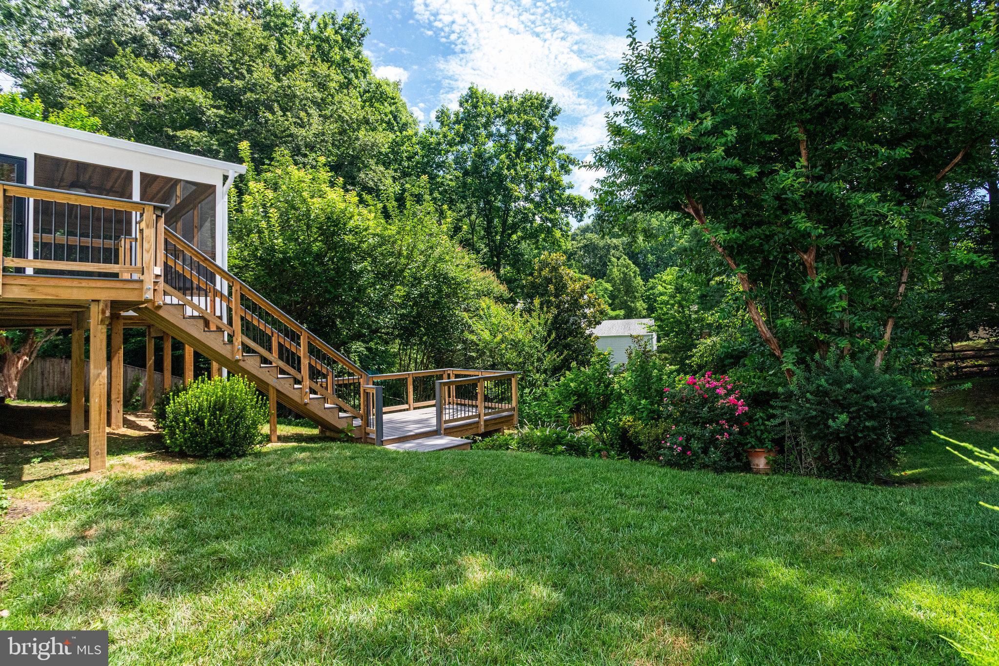 8325 Lindside Way Springfield, VA 22153 - Photo 57 of 63 Great yard for games, picnics, and fun