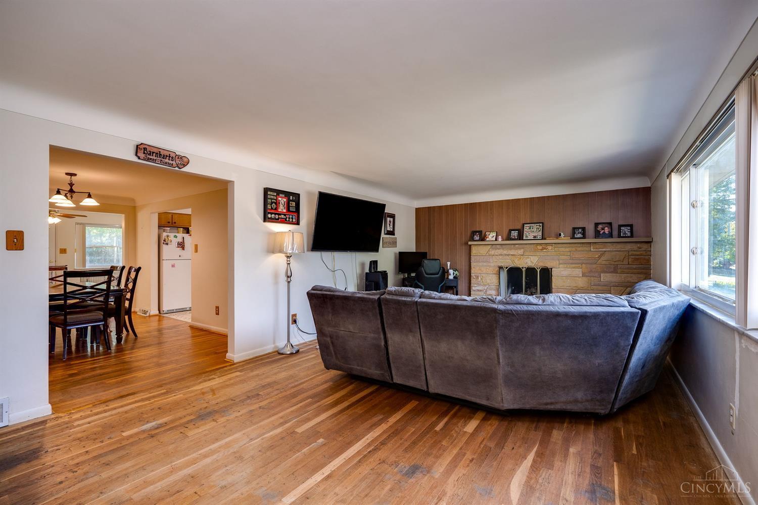 1731 Adams Road Cincinnati, OH 45231 - Photo 7 of 39 Gallery Image 7