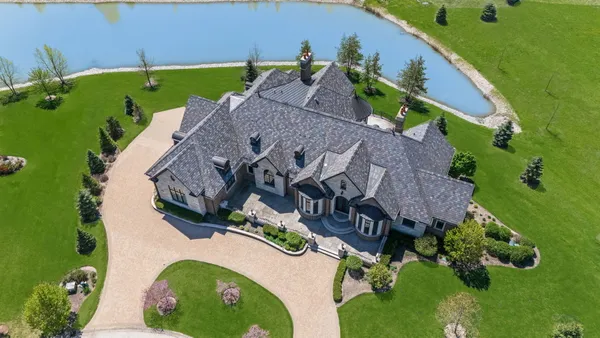 $2,450,000 | 23 Enclave Court, South Barrington, IL 60010