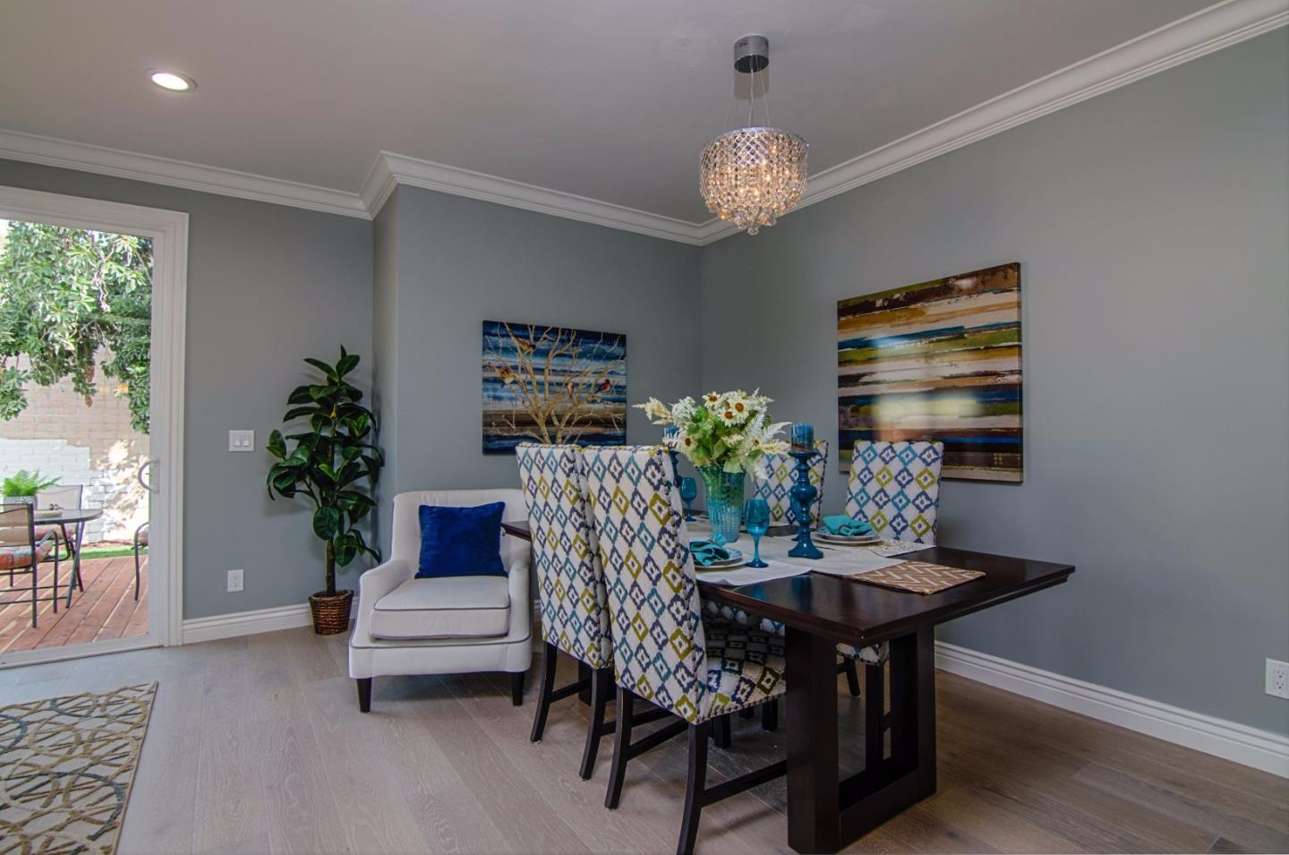 847 Muender Avenue Sunnyvale, CA 94086 - Photo 7 of 15 a dining room with furniture and window
