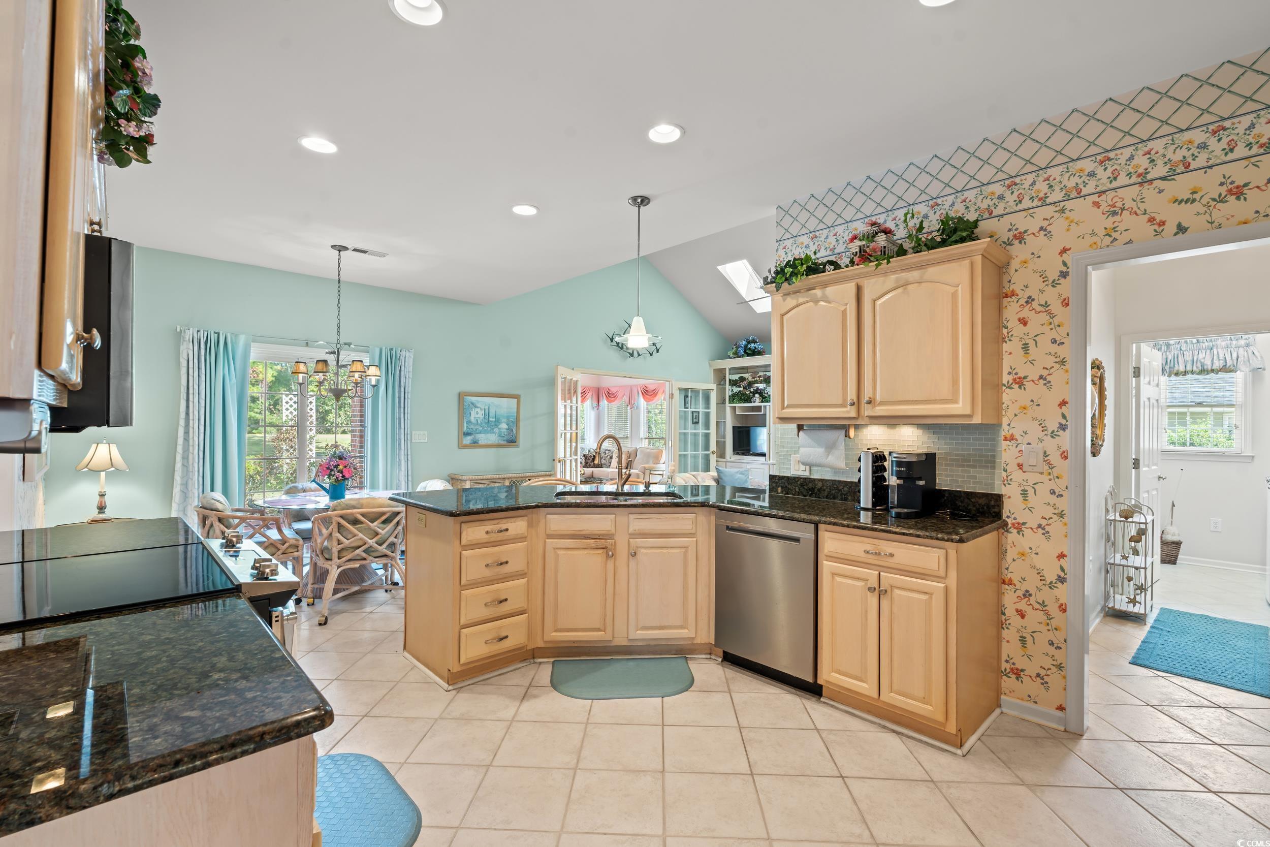 8221 Timber Ridge Road Conway, SC 29526 - Photo 8 of 40 Gallery Image 8