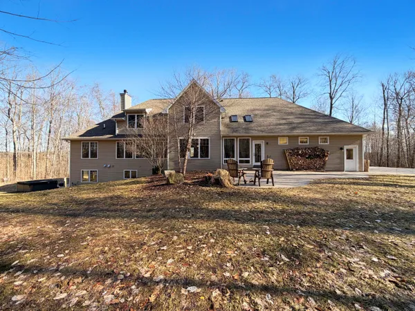 $849,900 | W5237 County Rd N R North, Rhine, WI 53020