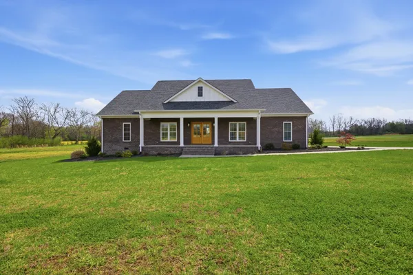 $449,999 | 57 Watson Court, Leoma, TN 38468