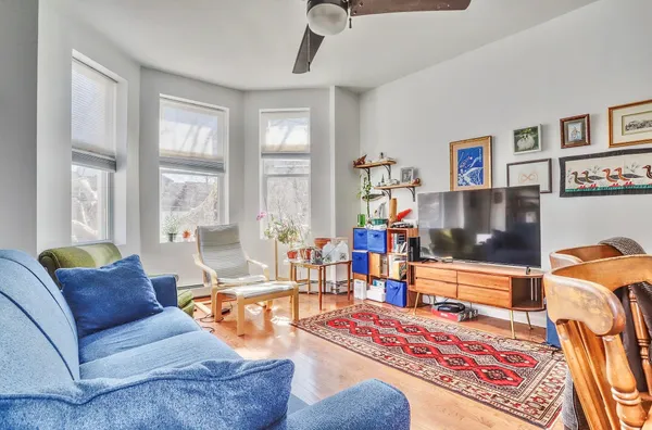 $3,400 | 169 Ogden Avenue, Unit 2, Jersey City, NJ 07307