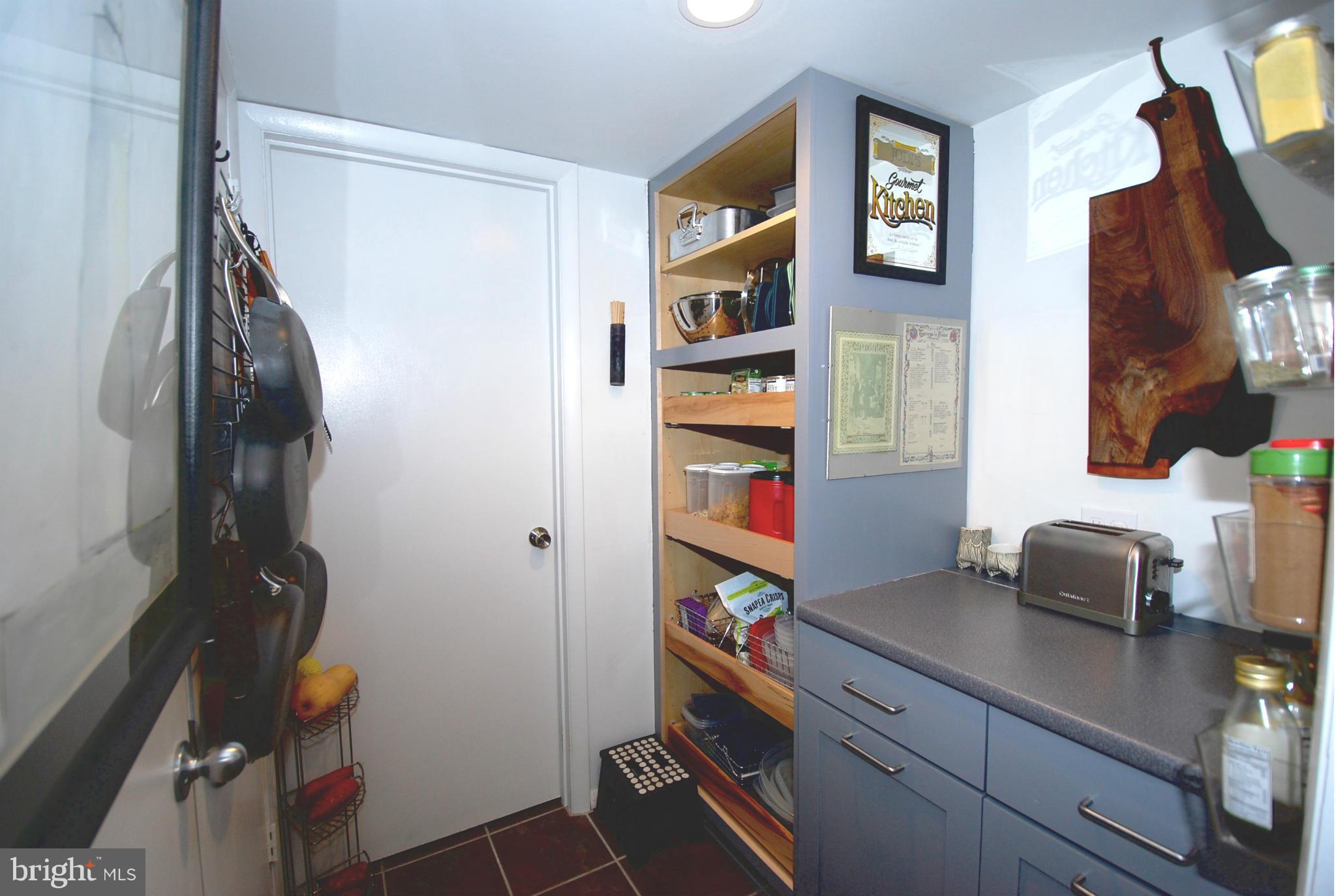 18921 Glendower Road Gaithersburg, MD 20879 - Photo 8 of 28 Interior (General)
