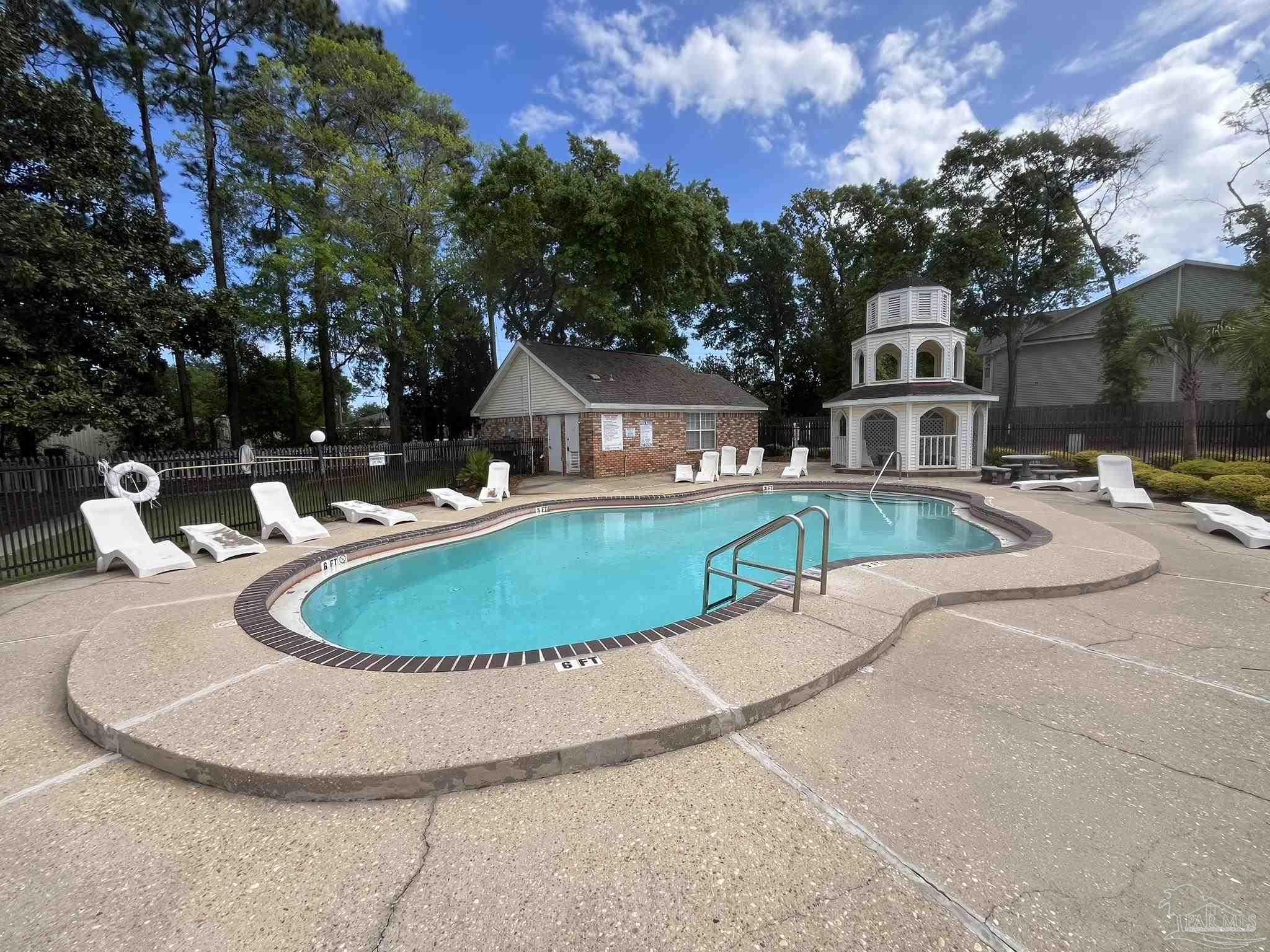 501 East Burgess Road, Unit C2 Pensacola, FL 32504 - Photo 34 of 39