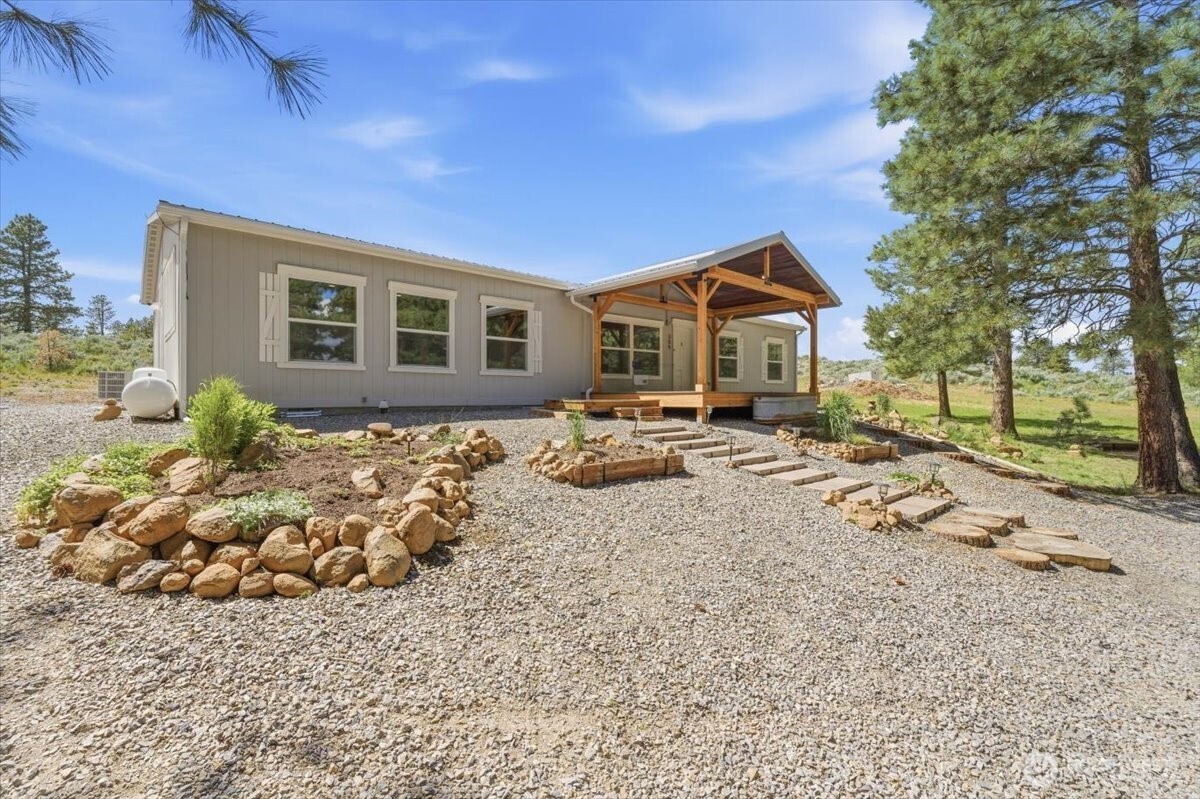 389 Muledeer Road East Wenatchee, WA 98802 - Photo 35 of 36