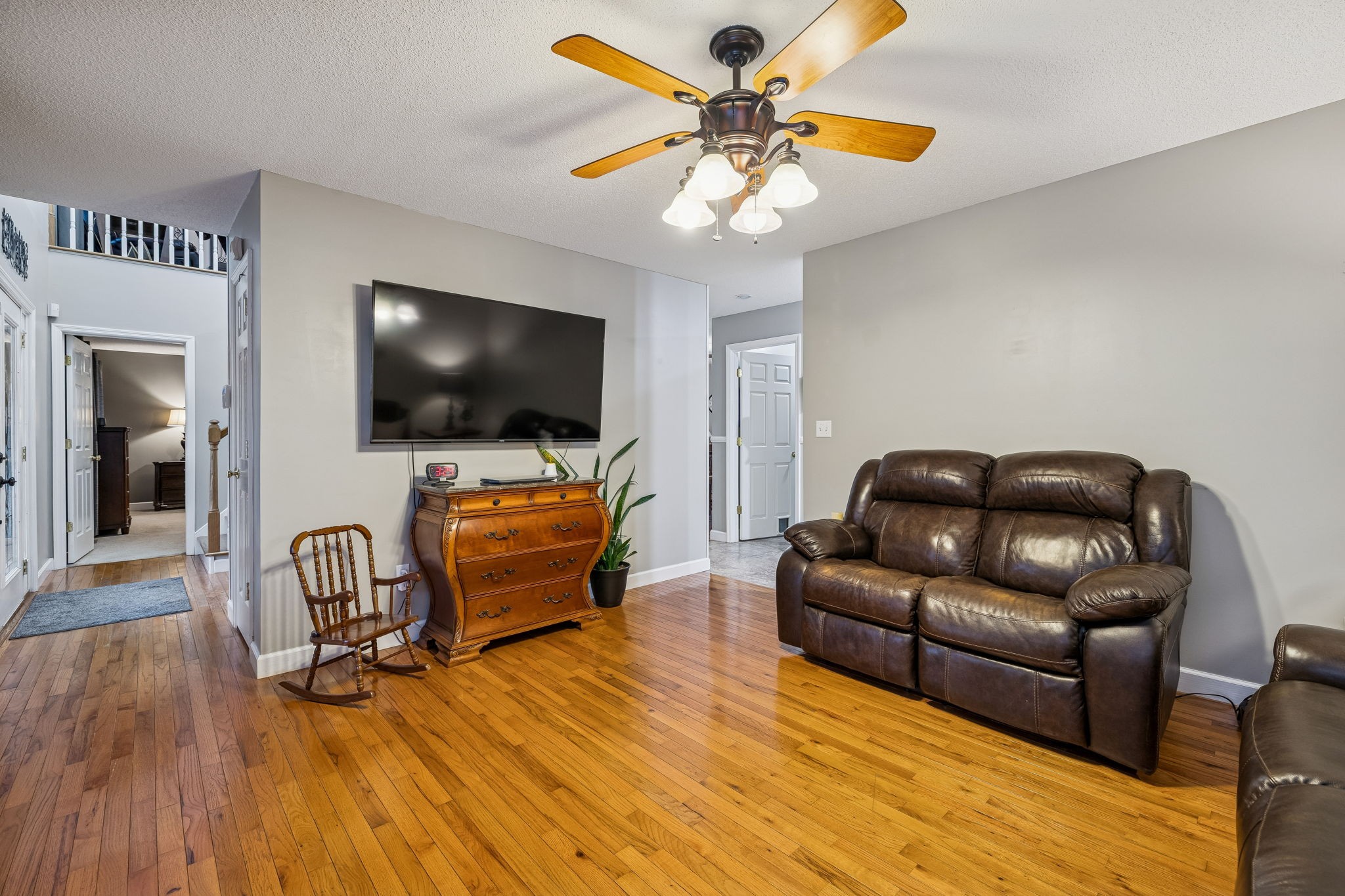 7697 Bethany Church Road Orlinda, TN 37141 - Photo 36 of 96 a living room with furniture and a flat screen tv