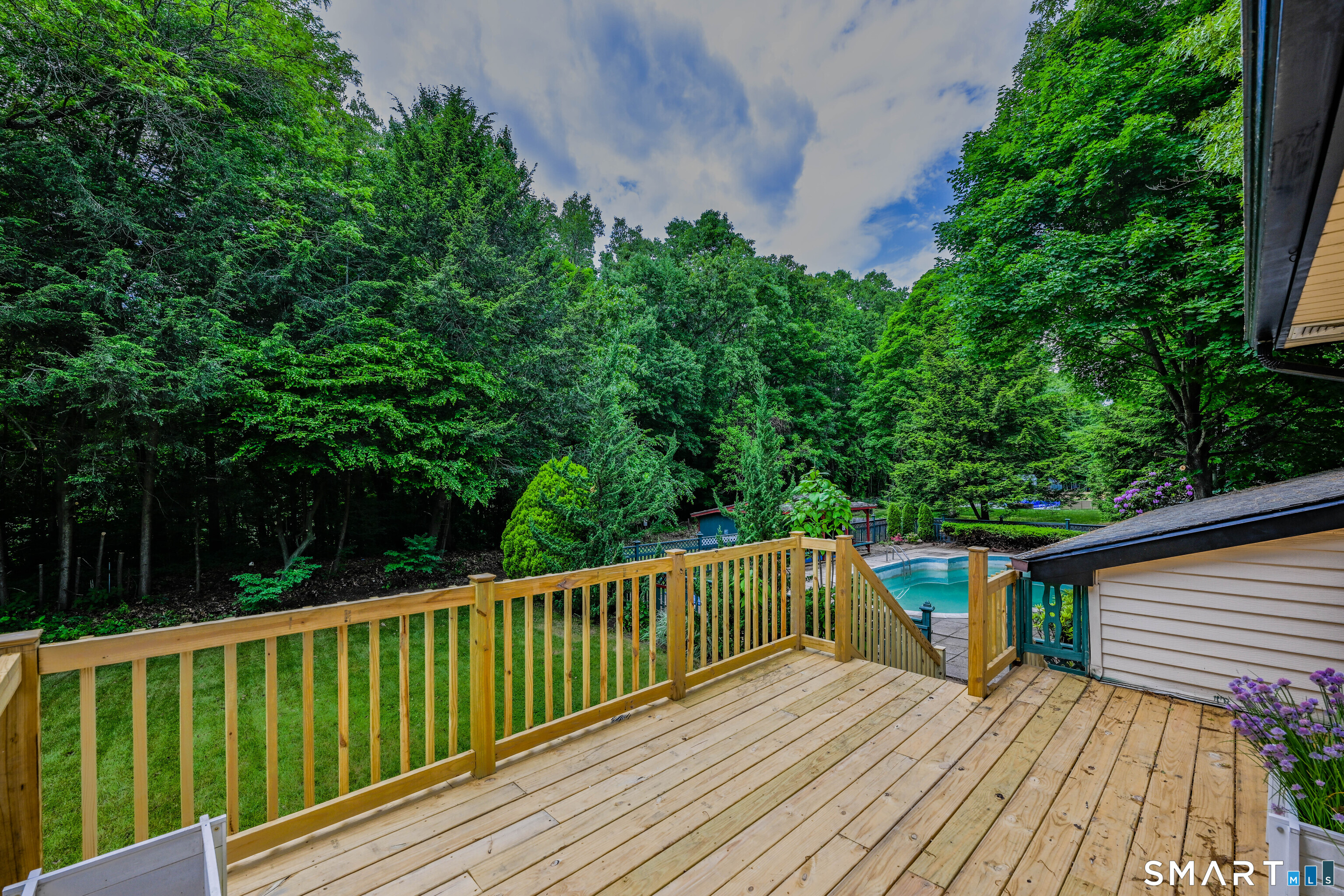 31 Hollow Brook Road Windsor, CT 06095 - Photo 33 of 40