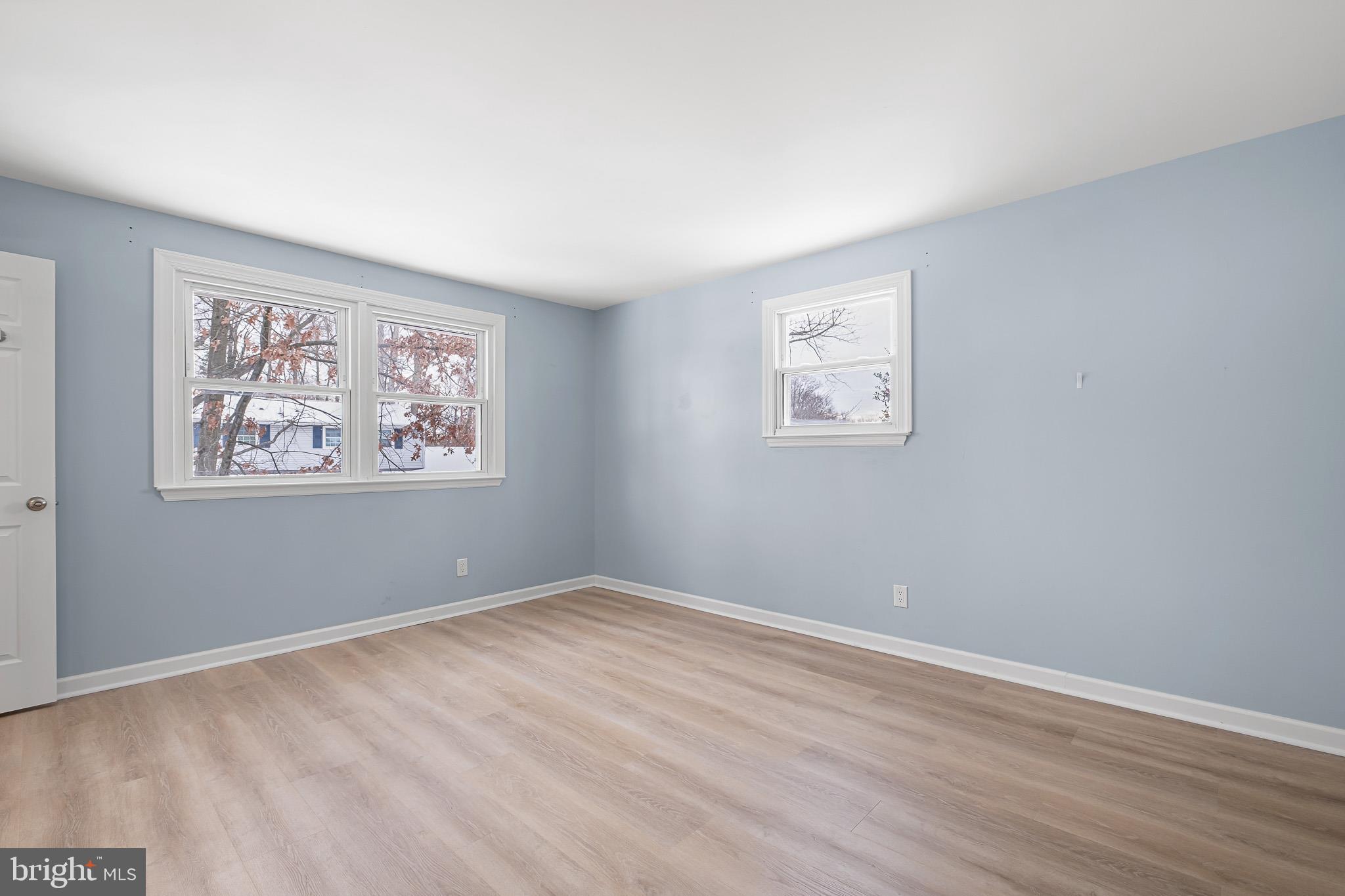 2920 Cheshire Road Wilmington, DE 19810 - Photo 20 of 34 a view of room with window and wooden floor