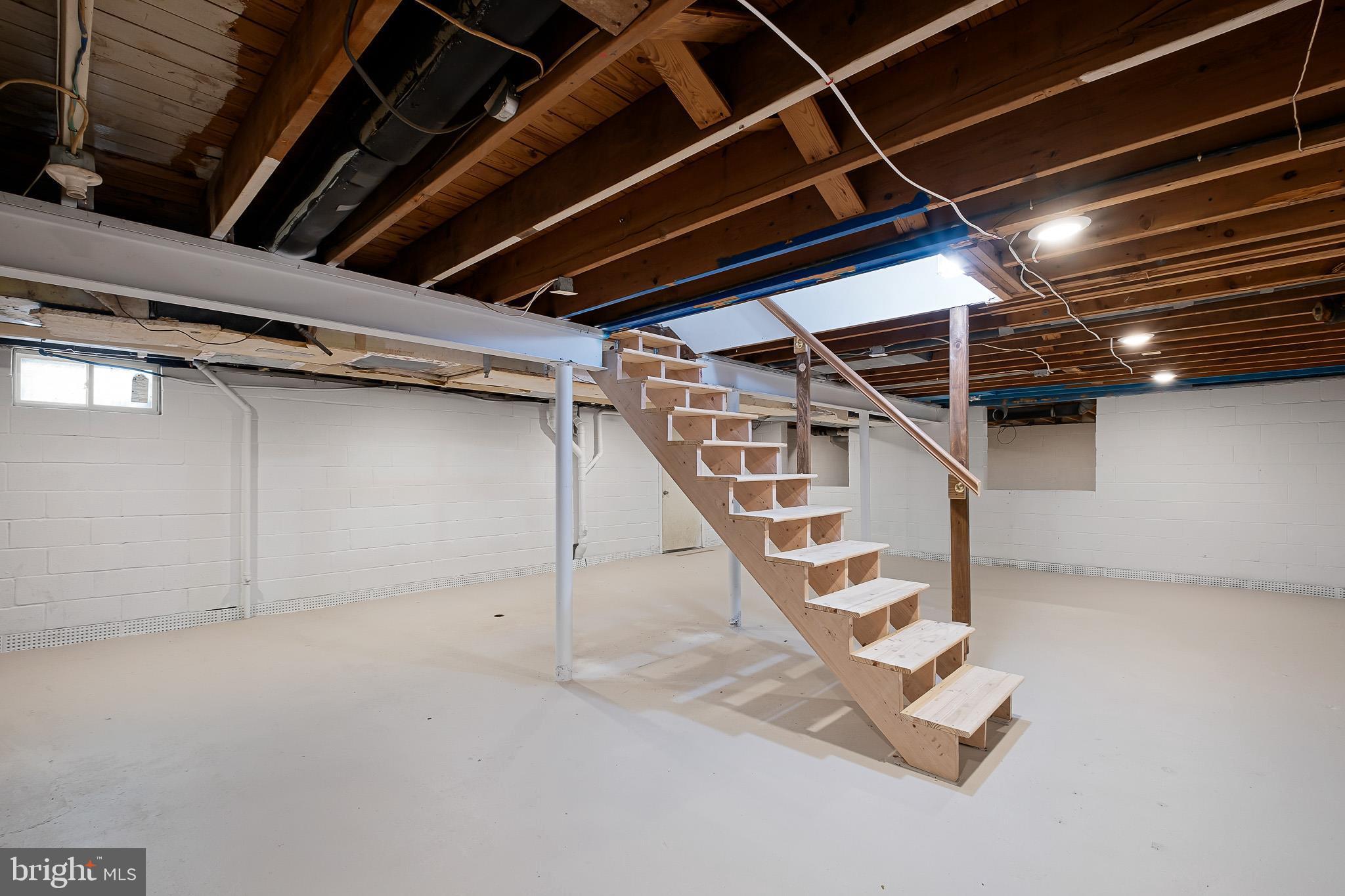2920 Cheshire Road Wilmington, DE 19810 - Photo 34 of 34 a view of an empty room with stairs