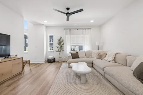 $449,500 | 700 North Dupont Avenue, Unit 310, Madison, TN 37115
