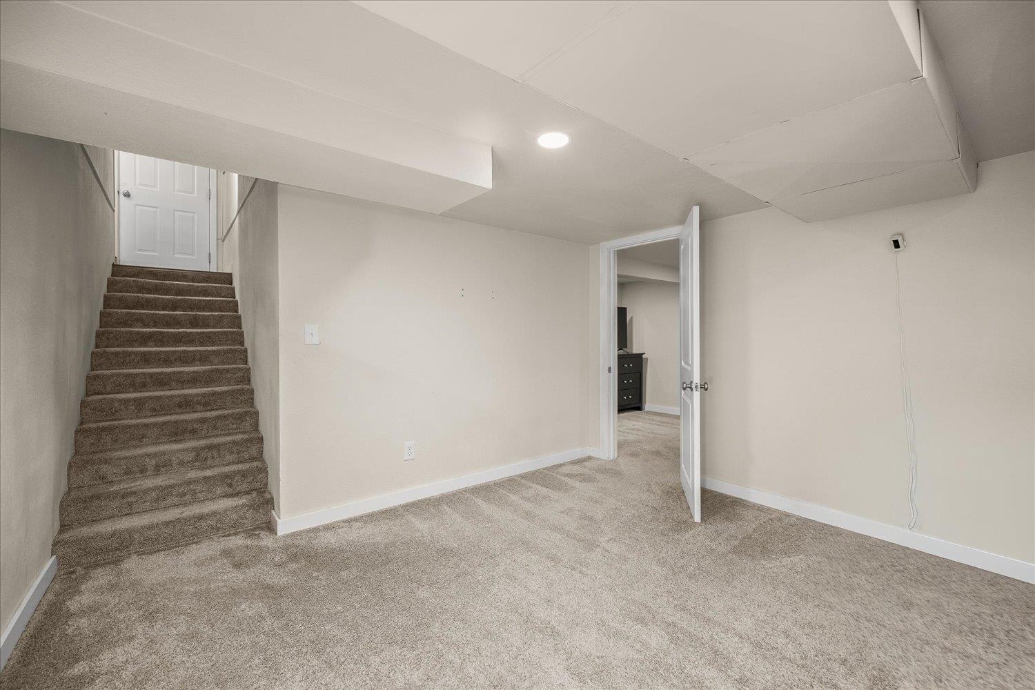 1907 North Nelson Street Spokane, WA 99207 - Photo 19 of 38