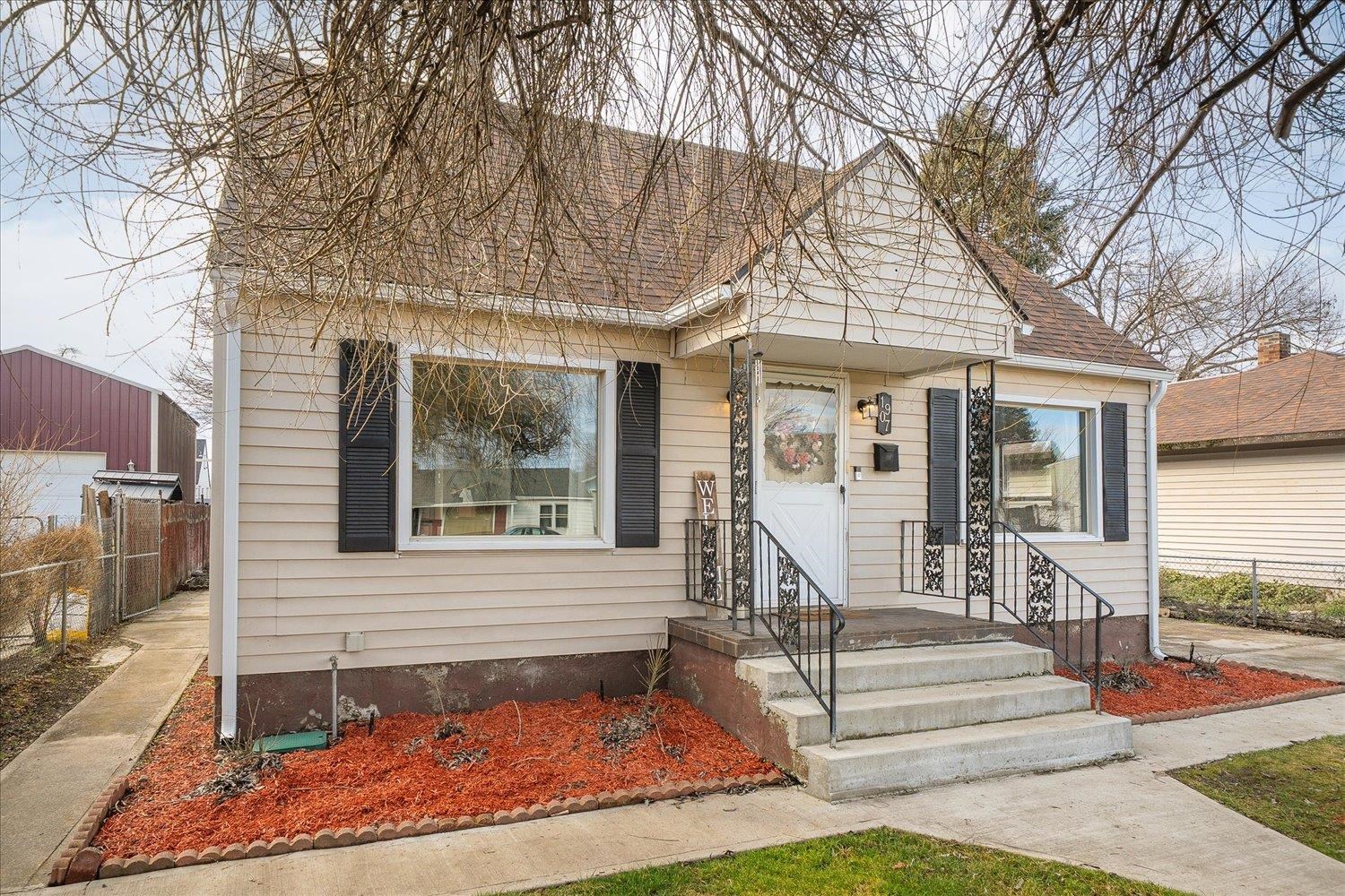 1907 North Nelson Street Spokane, WA 99207 - Photo 3 of 38