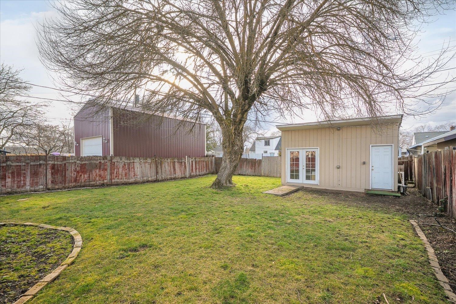 1907 North Nelson Street Spokane, WA 99207 - Photo 35 of 38