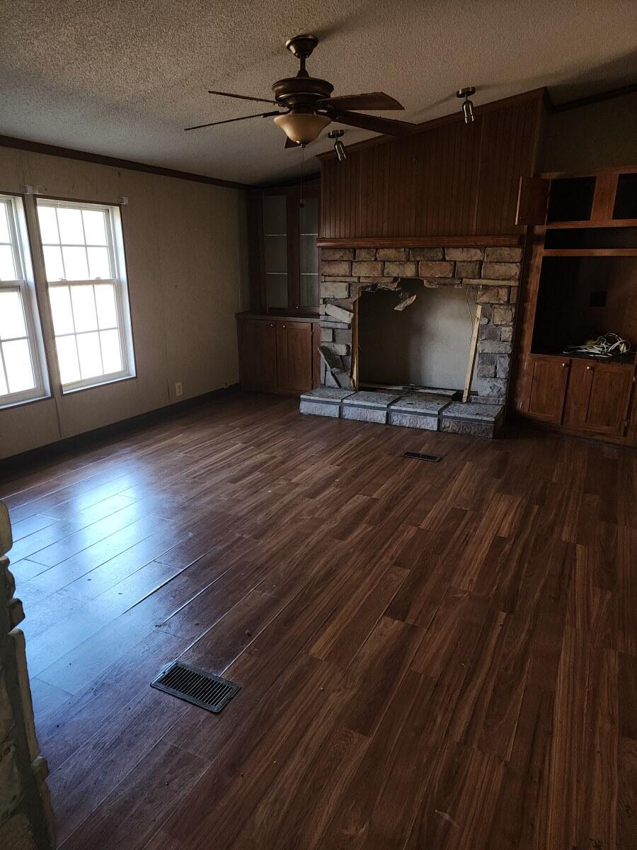 554 Ray Simerly Road Hampton, TN 37658 - Photo 8 of 20 554 Ray Simerly (5)