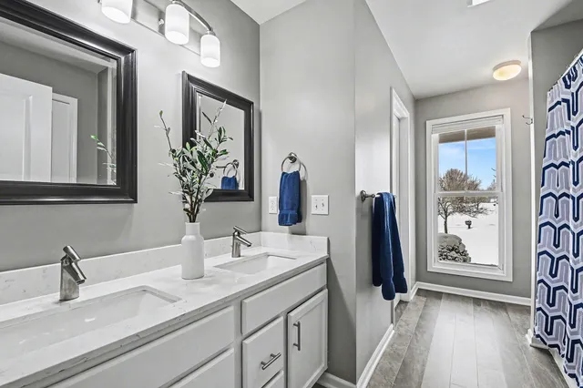 $699,000 | 2612 Orange Court Southeast, Grand Rapids, MI 49546