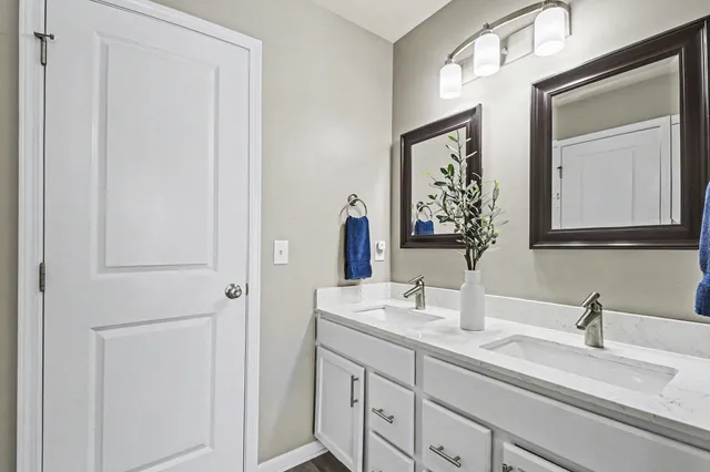 $699,000 | 2612 Orange Court Southeast, Grand Rapids, MI 49546