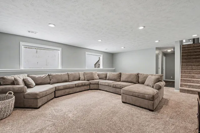 $699,000 | 2612 Orange Court Southeast, Grand Rapids, MI 49546