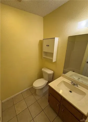 $950 | 2301 North Stewart Road, Unit 2, Mission, TX 78574