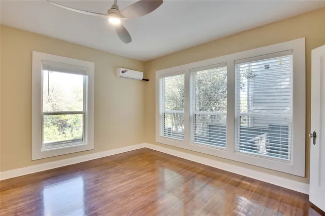 $1,850 | 1115 Enfield Road, Unit A, Austin, TX 78703