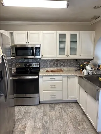 $199,995 | 280 Winding River Drive, Unit E, Atlanta, GA 30350