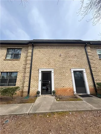 $199,995 | 280 Winding River Drive, Unit E, Atlanta, GA 30350