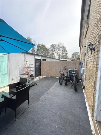 $199,995 | 280 Winding River Drive, Unit E, Atlanta, GA 30350