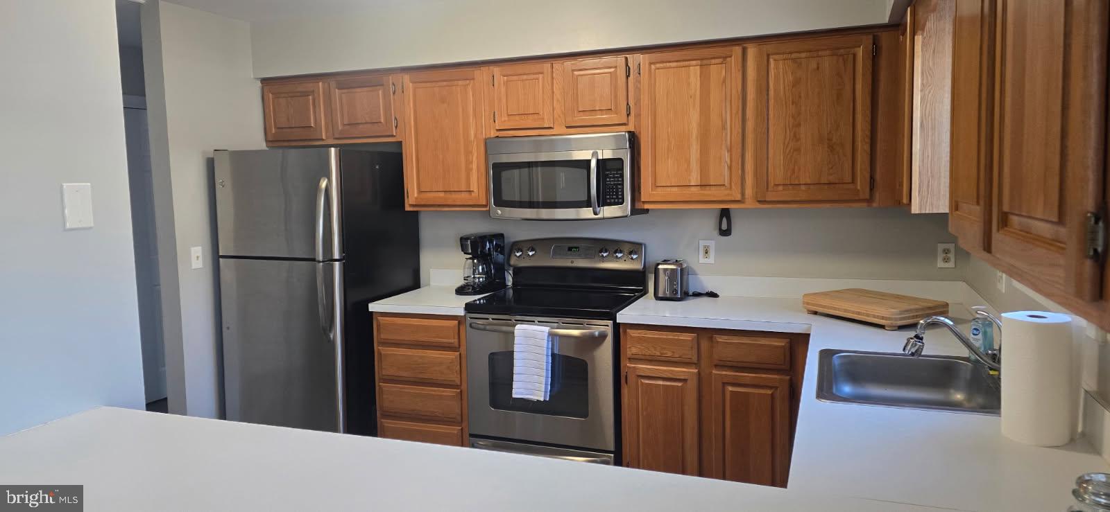 934 Bay Ridge Avenue, Unit 208 Annapolis, MD 21403 - Photo 2 of 5