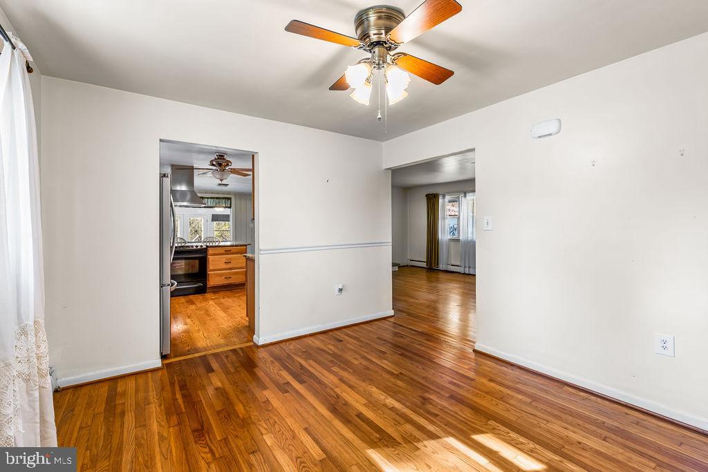 577 Brock Bridge Road Laurel, MD 20724 - Photo 8 of 41 a view of a livingroom with wooden floor