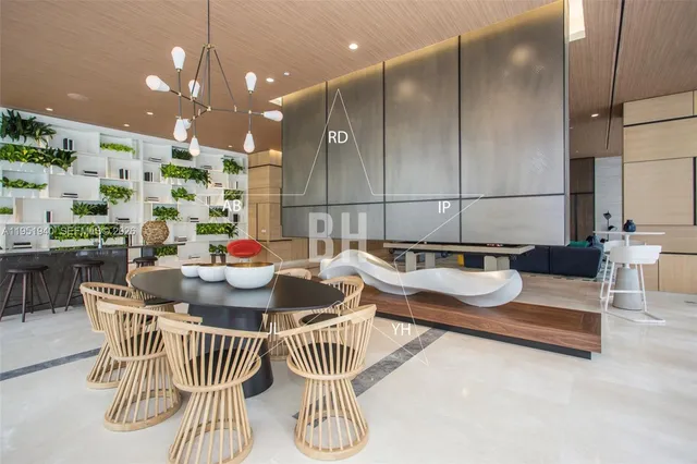 $6,000 | 45 Southwest 9th Street, Unit 1603, Miami, FL 33130