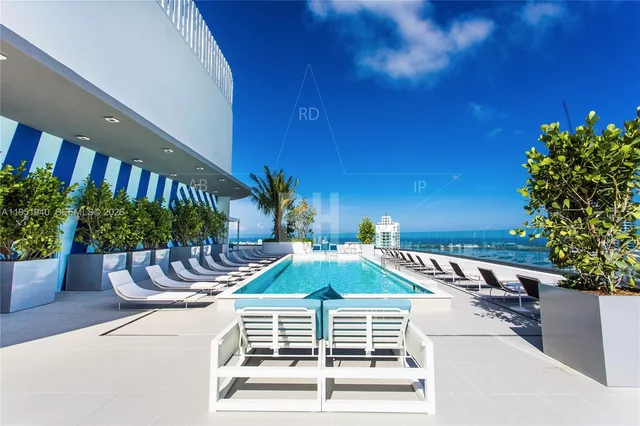 $6,000 | 45 Southwest 9th Street, Unit 1603, Miami, FL 33130