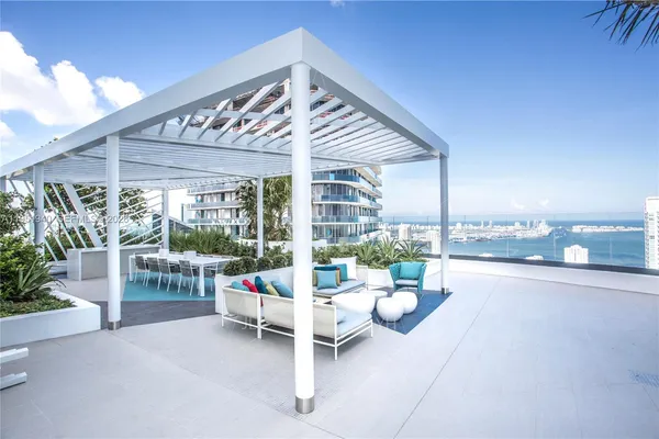 $5,900 | 45 Southwest 9th Street, Unit 1603, Miami, FL 33130