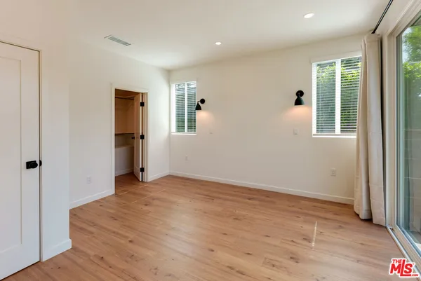 $7,250 | 1405 North Coronado Street, Los Angeles, CA 90026