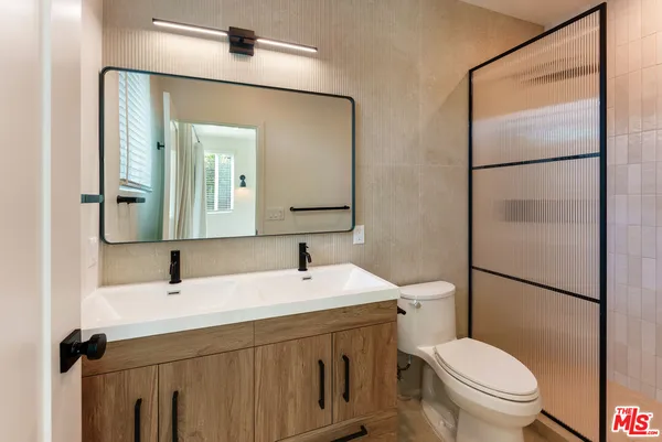 $7,250 | 1405 North Coronado Street, Los Angeles, CA 90026