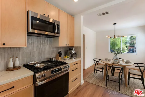 $7,250 | 1405 North Coronado Street, Los Angeles, CA 90026