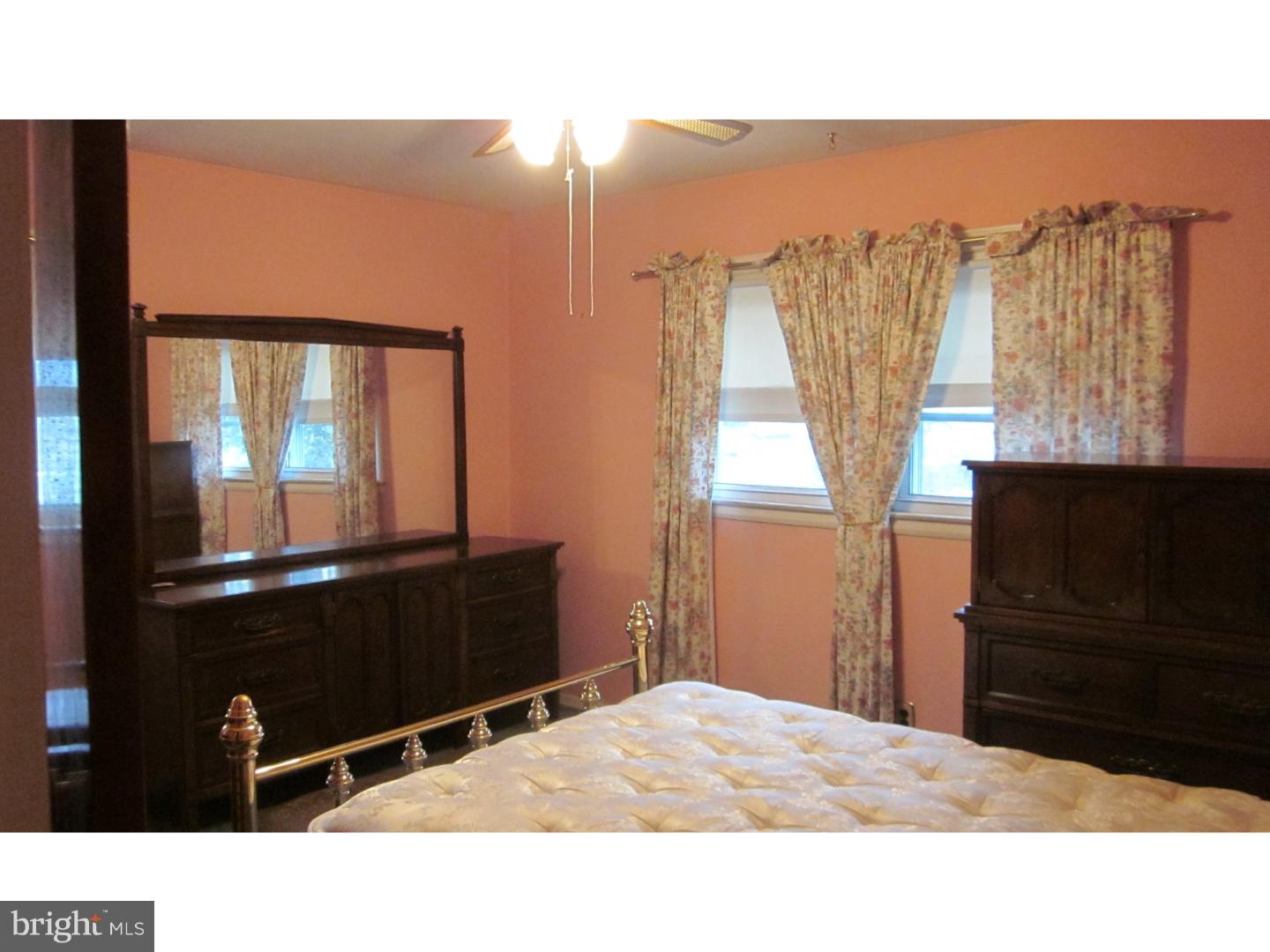 4386 Nottingham Way Hamilton, NJ 08690 - Photo 8 of 12 Gallery Image 8