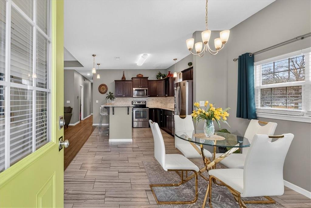 12709 East 48th Street South Independence, MO 64055 - Photo 4 of 32