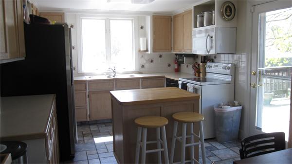 356 Appleton Street Arlington, MA 02476 - Photo 9 of 26 Gallery Image 9