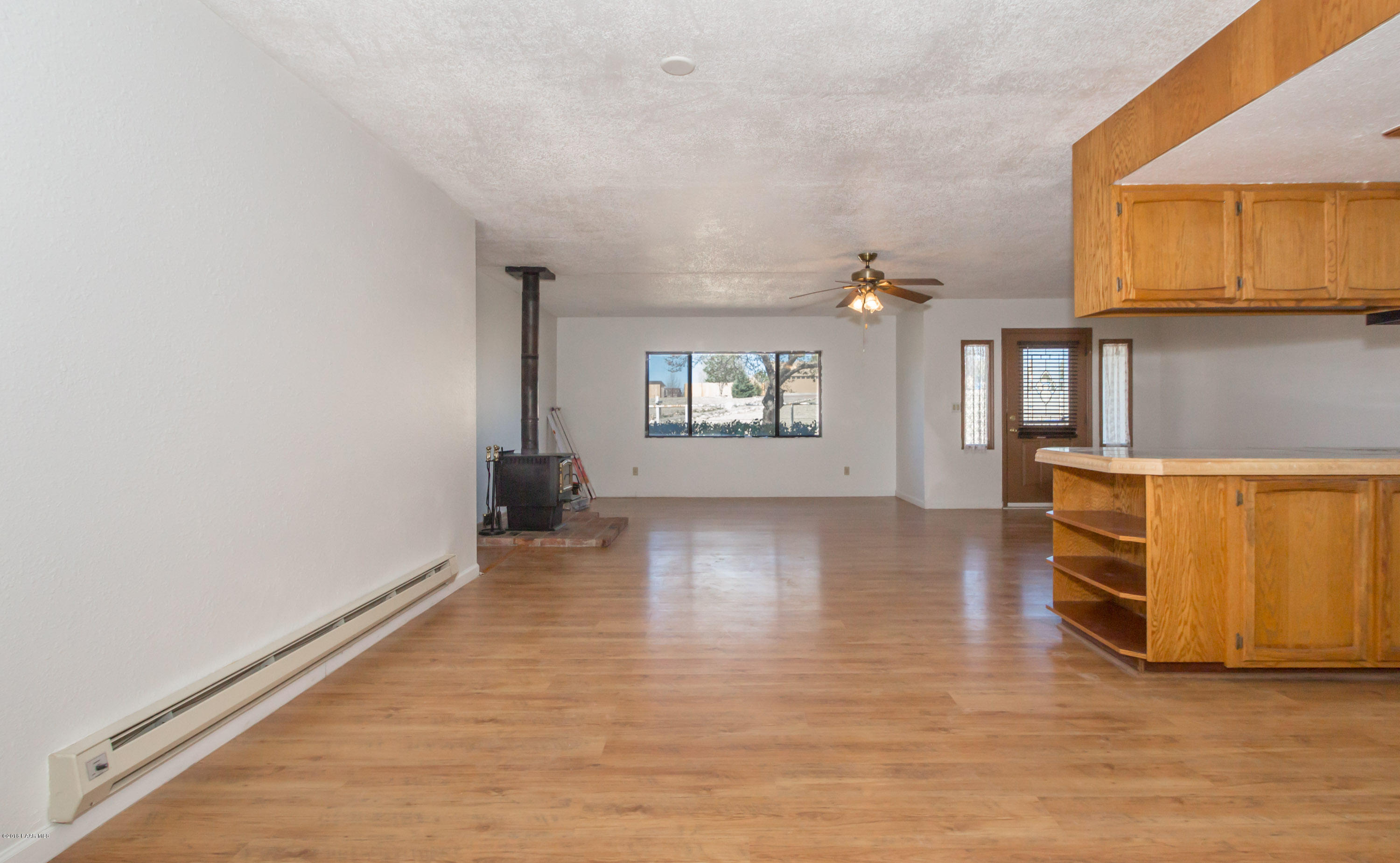 22295 North Docs Road Paulden, AZ 86334 - Photo 4 of 23 Great Room