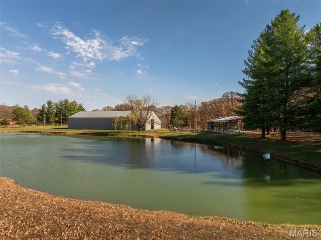 $399,000 | 143 Bear Creek Trail, Truxton, MO 63381