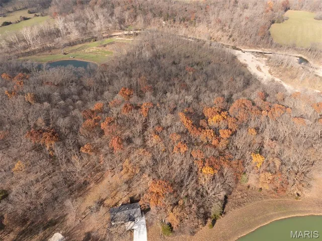 $399,000 | 143 Bear Creek Trail, Truxton, MO 63381