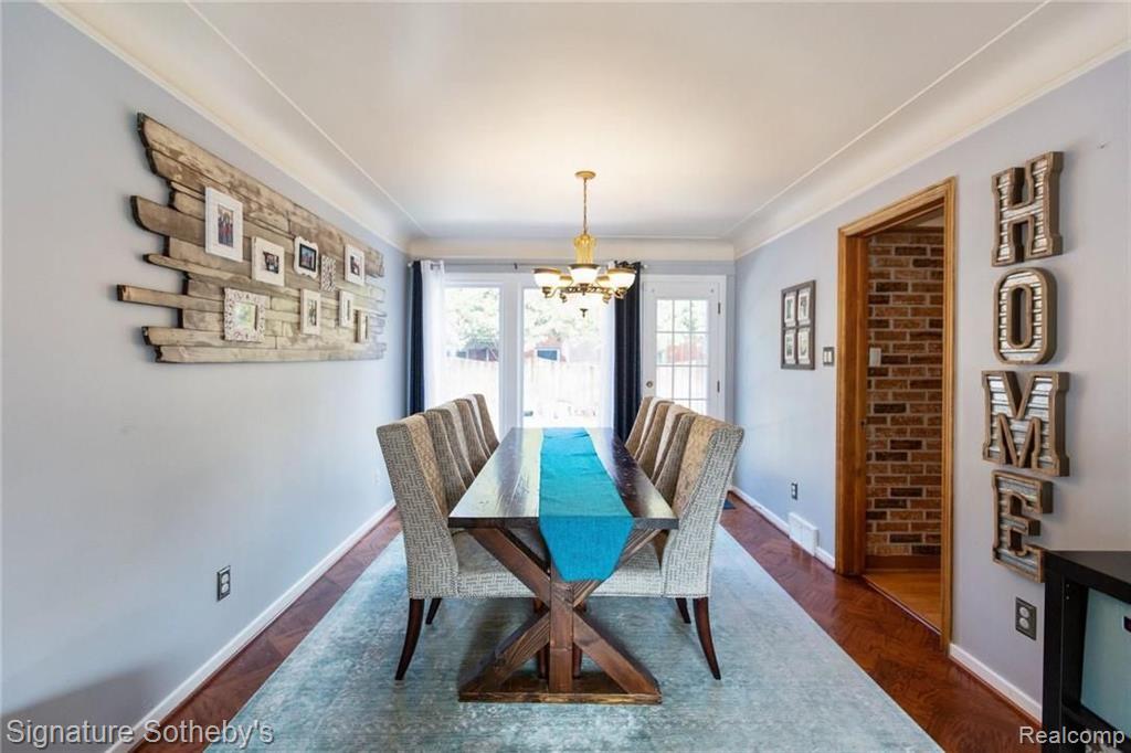 290 Stephens Road Grosse Pointe Farms, MI 48236 - Photo 17 of 36