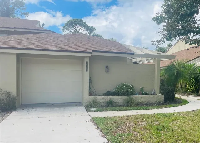 $299,500 | 1957 St Andrews Place, Unit 1957, Longwood, FL 32779